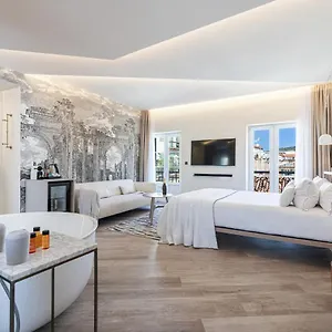 Le Dortoir Boutique Suites מלון